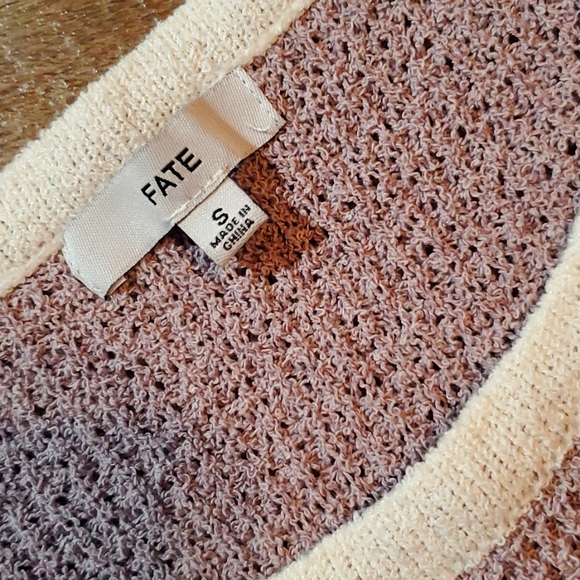 BNWT Fate Blush Purple And Cream Sweater Size S. - Picture 5 of 6